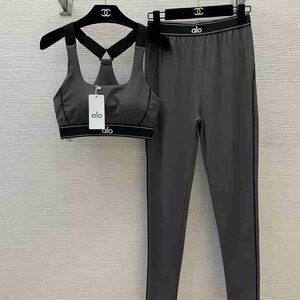 ALO Yoga Charcoal Leggings